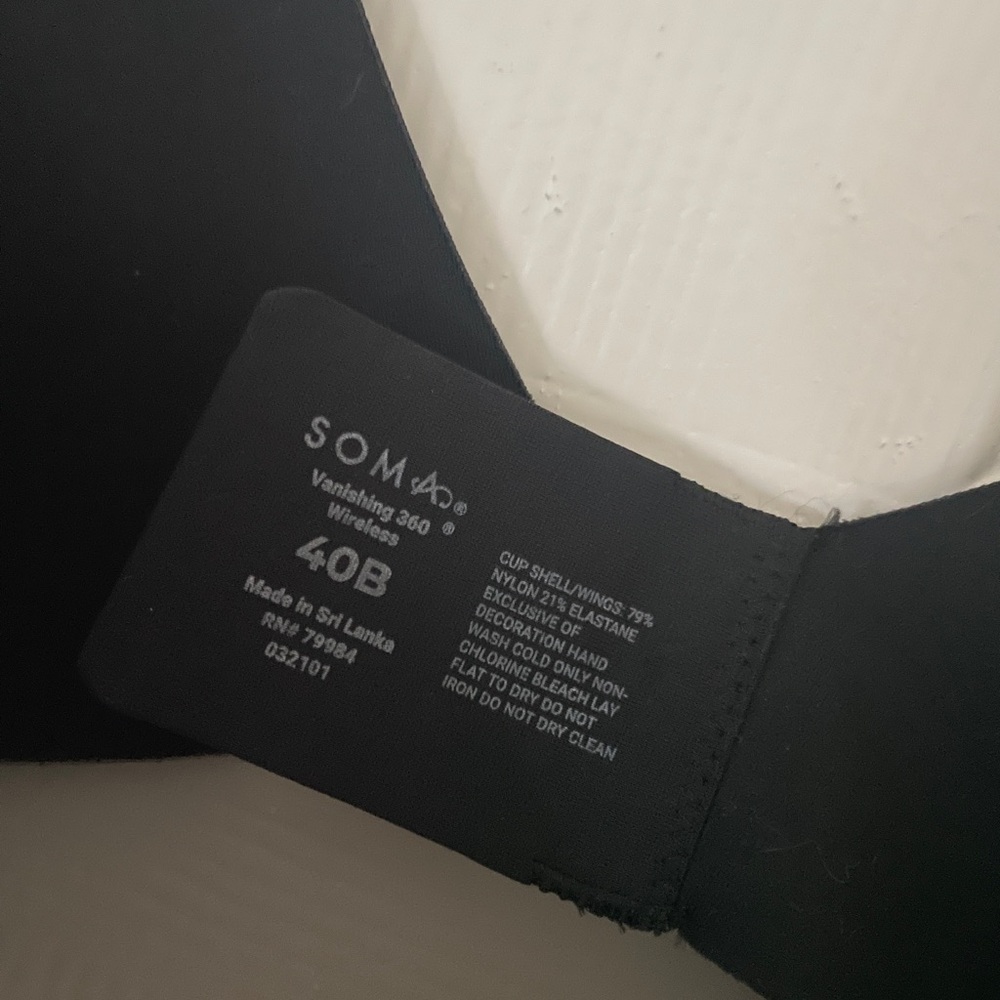 ⚫️ Vanishing 360 Wireless Bra ⚫️ - Picture 4 of 7